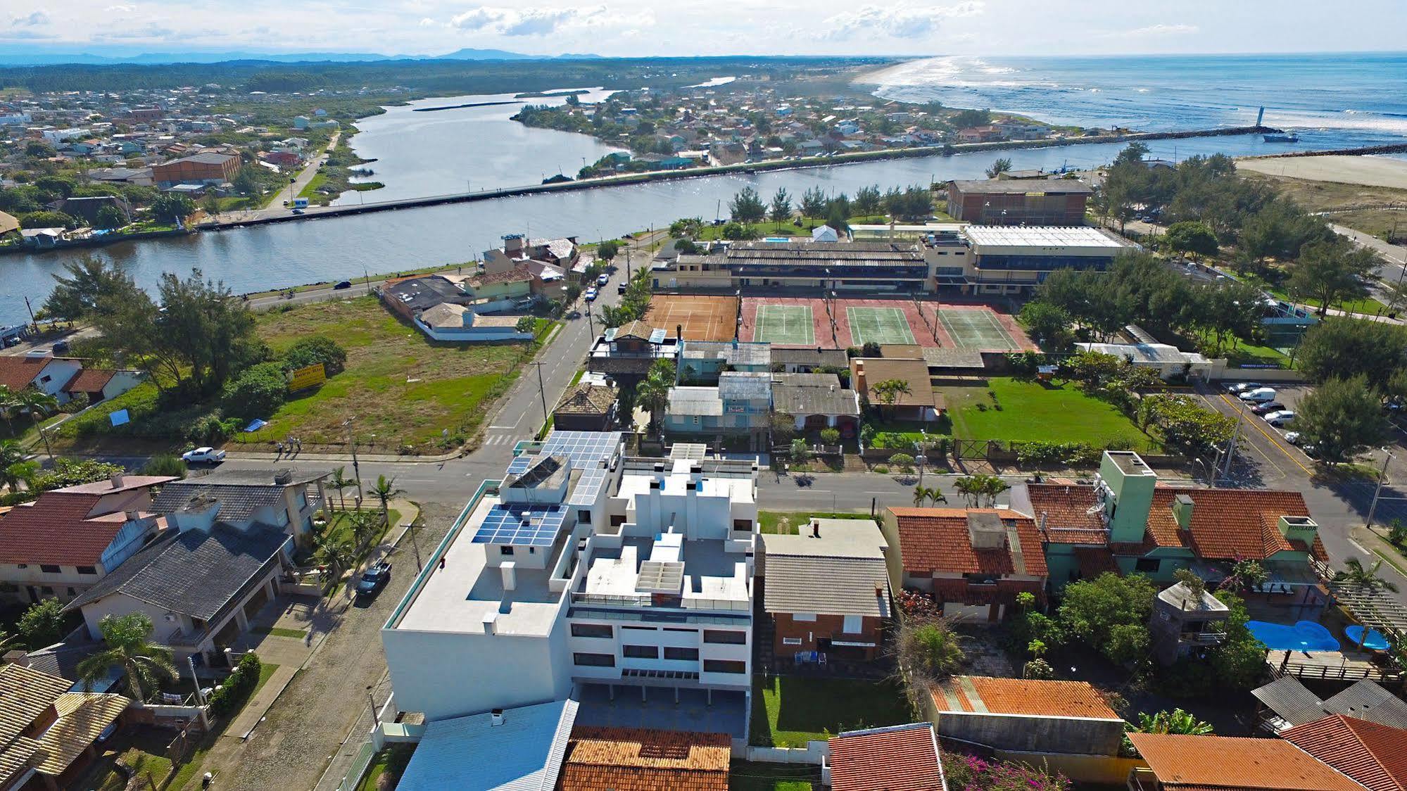 Pousada Molhes Da Barra Torres Exterior photo